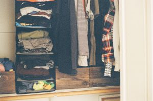 closet-2627852_1920